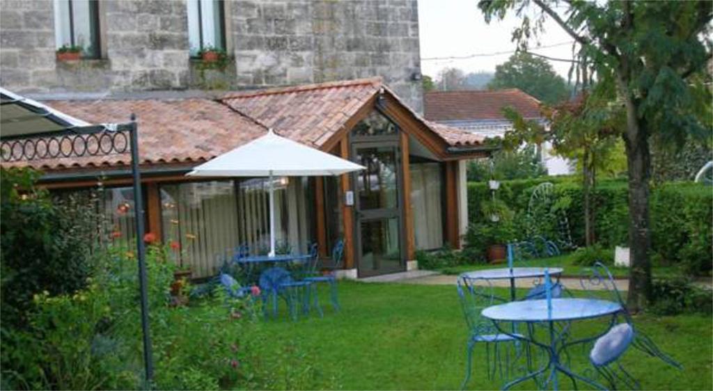 Hotel Entre 2 Mers Proche Bordeaux Carbon-Blanc Exterior photo